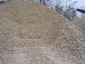 Scheuermann-Naturstein-Showroom-Schuettgueter-07
